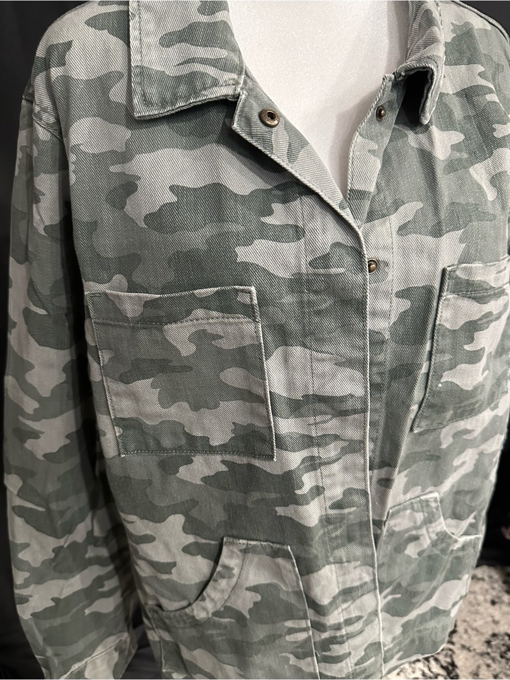 Universal Thread Green Utility Jacket - Picture 2 of 6